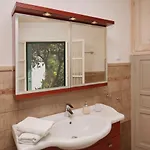 Ferienhaus Spring Bliss Garden House *