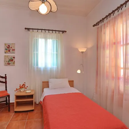 Spring Bliss Garden House Skopelos