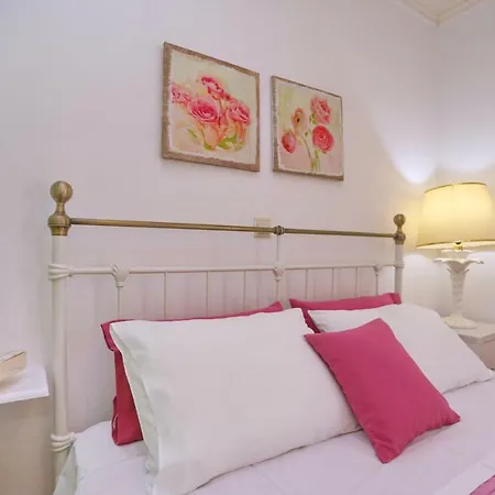 Spring Bliss Garden House Skopelos Town