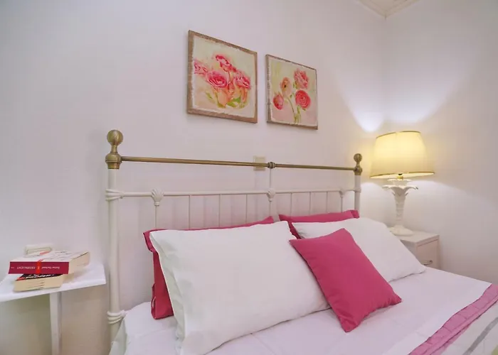 Spring Bliss Garden House Skopelos