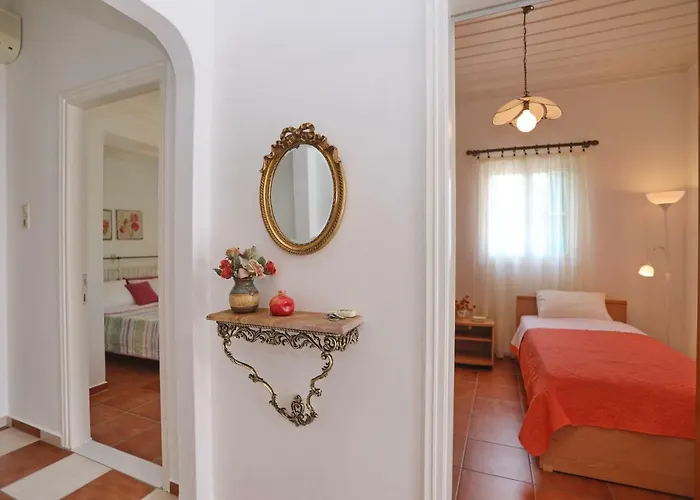 Spring Bliss Garden House Skopelos