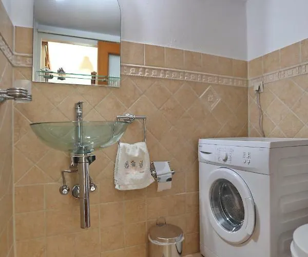 Vakantiehuis Spring Bliss Garden House *