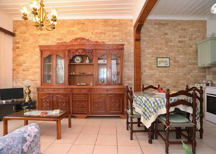 Spring Bliss Garden House Vakantiehuis *